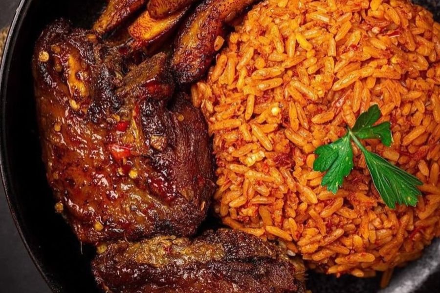 The Health Benefits of Jollof Rice - A Delicious and Nutritious Dish